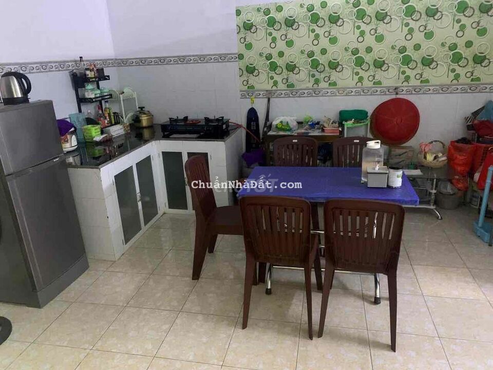 Nhà trệt có máy lạnh hẻm Nguyễn Văn Cừ An Hoà