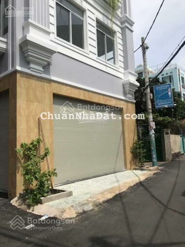 Ngang 7m, có thang máy - cho thuê góc 3 mặt tiền 221 Trần Huy Liệu, quận Phú Nhuận