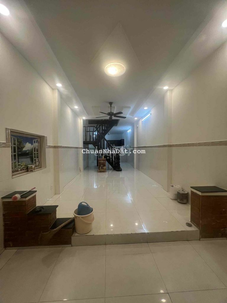 Cho Thuê Nhà Nguyên Căn. Có Máy Lạnh. 3,5x17 Nhà Mới Vào Ở Ngay Cho Thuê Nhà Nguyên Căn. Có Máy Lạnh. 3,5x17 Nhà Mới Vào Ở Ngay