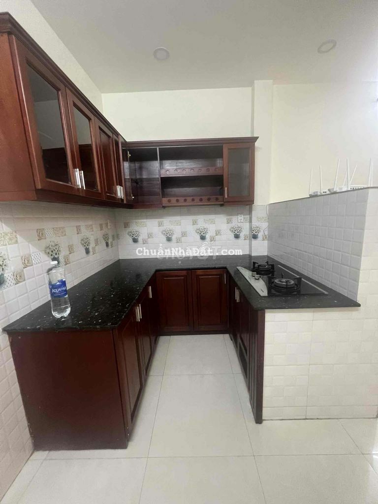 Cho Thuê Nhà Nguyên Căn. Có Máy Lạnh. 3,5x17 Nhà Mới Vào Ở Ngay Cho Thuê Nhà Nguyên Căn. Có Máy Lạnh. 3,5x17 Nhà Mới Vào Ở Ngay