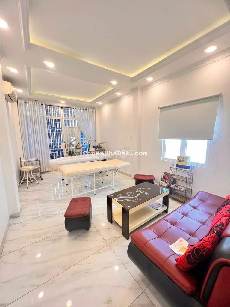 Cho thuê nhà 3 phòng ngủ hẻm 262 Huỳnh Văn Bánh, P12, Phú nhuận