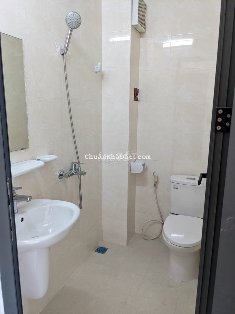 Cần cho thuê nhà mặt tiền Hồ Hảo Hớn, Quận 1, dt 4x16m, giá 25tr/tháng