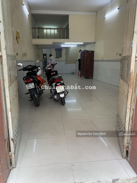 Cho thuê nhà đường Calmette, 4.8*20m, HXH, cho cải tạo, CHDV, 18tr. 0933 964 533
