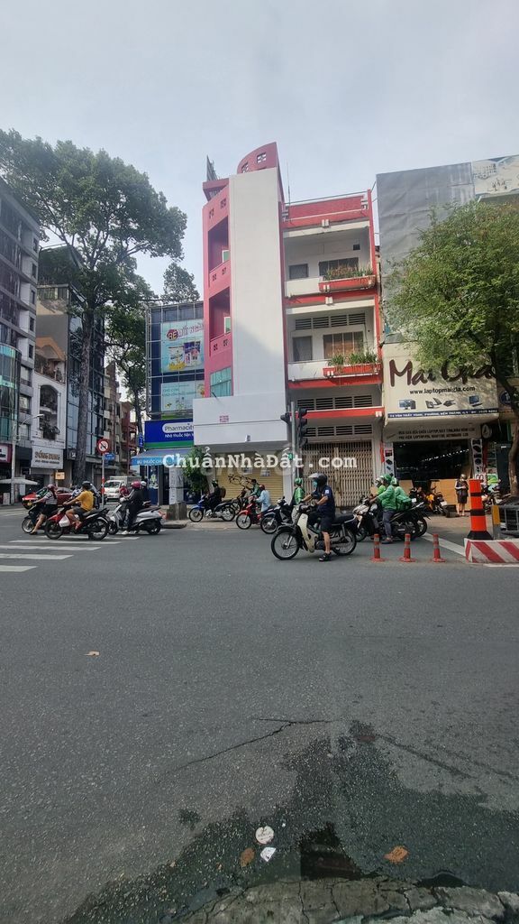 CHO THUÊ NHÀ CHDV, HOMESTAY, 7PN, 8WC MẶT TIỀN Q.1, KINH DOANH SẦM UẤT