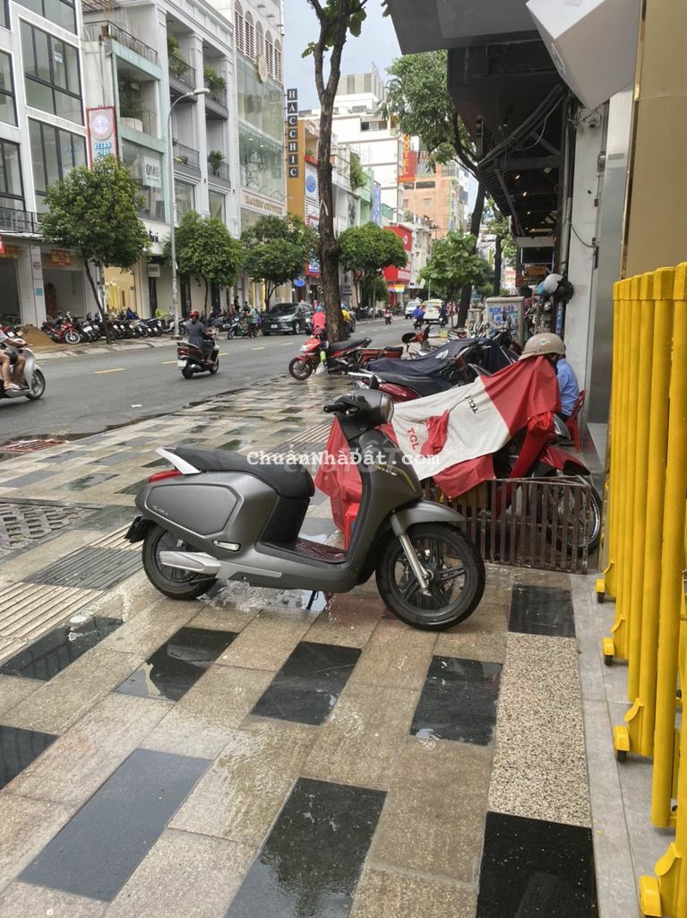 CHO THUÊ NHÀ LÀM CHDV, HOMESTAY, SPA, NGUYỄN TRÃI, QUẬN 1, 4X20, 7PN CHO THUÊ NHÀ LÀM CHDV, HOMESTAY, SPA, NGUYỄN TRÃI, QUẬN 1, 4X20, 7PN