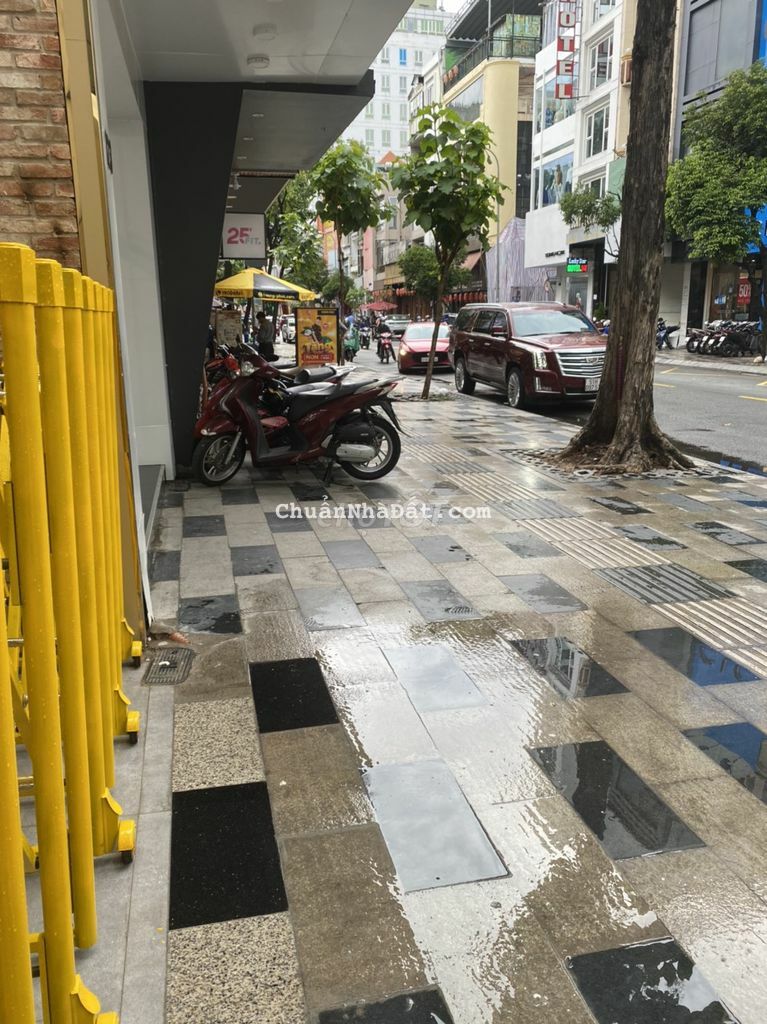 CHO THUÊ NHÀ LÀM CHDV, HOMESTAY, SPA, NGUYỄN TRÃI, QUẬN 1, 4X20, 7PN CHO THUÊ NHÀ LÀM CHDV, HOMESTAY, SPA, NGUYỄN TRÃI, QUẬN 1, 4X20, 7PN