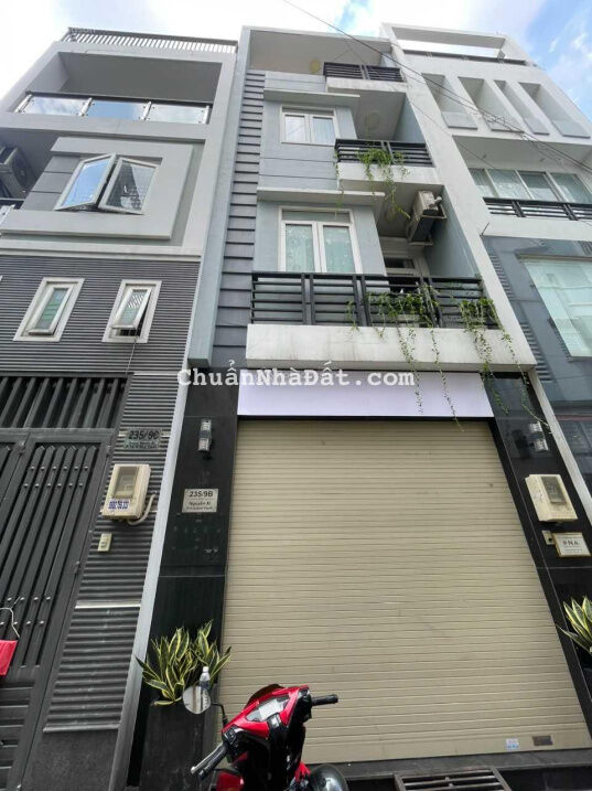 CHo thuê nhà MT hẻm oto, Cô Giang Quận 1, vị trí đẹp, giá tốt 35tr, trệt, lửng, 3 lầu sân thượng