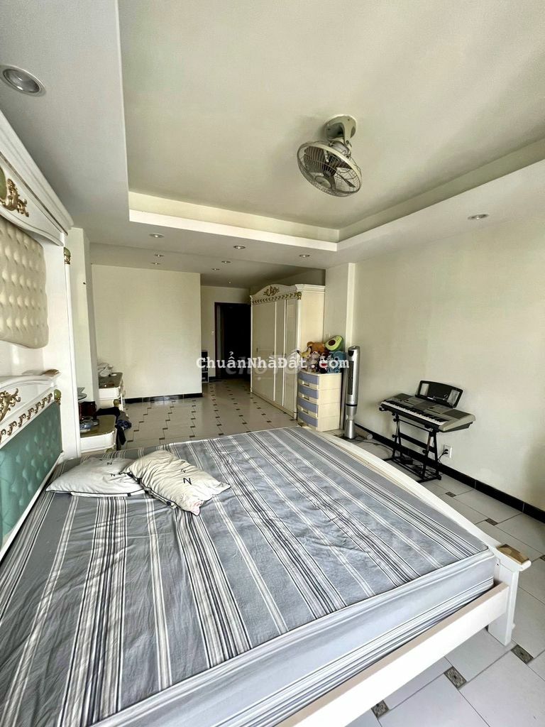 Cho thuê  đường Sư Vạn Hạnh,P 12,Q10. 5x20m trệt +  lầu, Giá 25 triệu