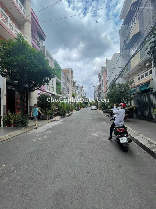 NGANG 4.5M, CÓ THANG MÁY - CHO THUÊ NHÀ NGUYÊN CĂN 506 ĐƯỜNG BA THÁNG HAI, QUẬN 10.!!