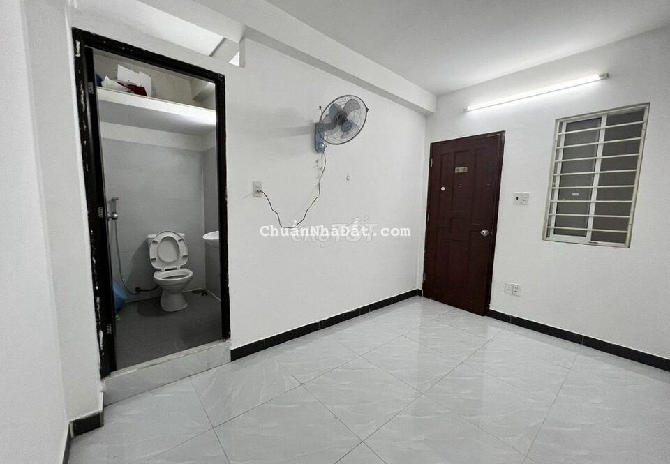 Chỉ 7.0 triệu căn hộ 30m2 quận 10, full nội thất, tháng máy, tự do