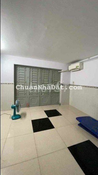 Nhà hẻm 4m, 87/4a Hồ Thị Kỷ Q10 4x8m 2L 8 triệu Nhà hẻm 4m, 87/4a Hồ Thị Kỷ Q10 4x8m 2L 8 triệu