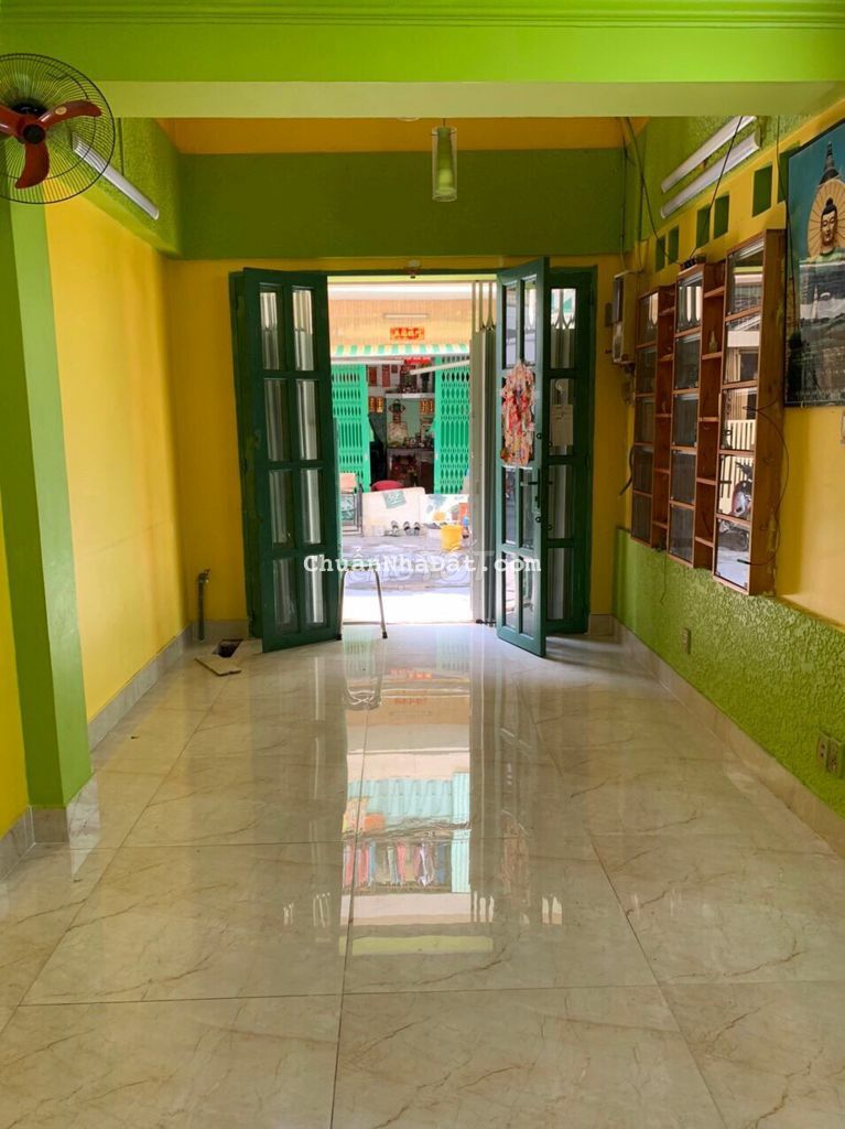 Nhà Nguyễn Tri Phương Q10, 3 Lầu 3pn mới đẹp, 18tr ngay góc Hòa Hảo