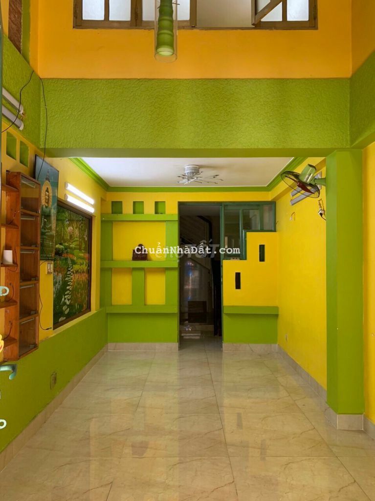 Nhà Nguyễn Tri Phương Q10, 3 Lầu 3pn mới đẹp, 18tr ngay góc Hòa Hảo