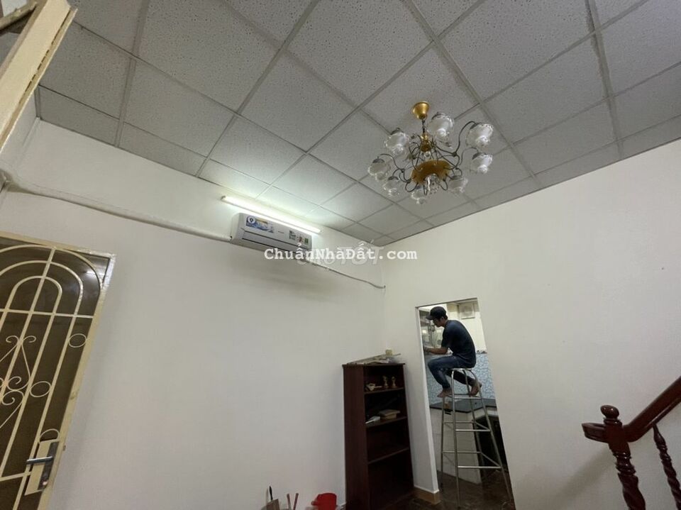 Nhà 451/36a Tô Hiến Thành Q10 4.6x8m 1L 8,5 triệu