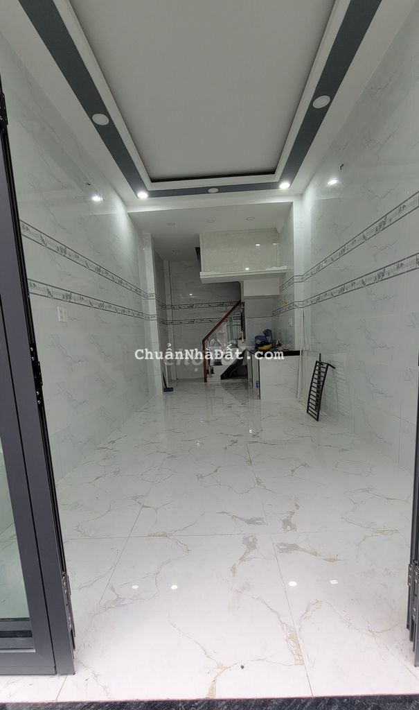 Nhà mới xây Hoà Hảo-Lý Thường Kiệt Q10 3.5x12m 3L 13tr