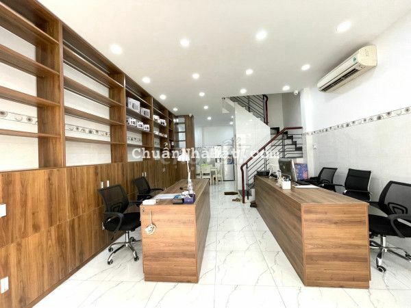 CHO THUÊ NHÀ HXH QUẬN 10, 10M RA MẶT TIỀN, 4X13, 1T2L, NHÀ MỚI ĐẸP