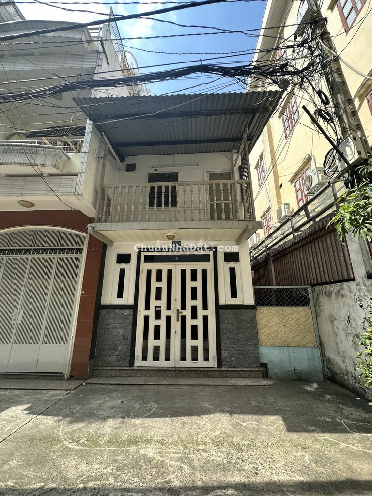 Cho thuê nhà CMT8, P13, Q10. DT: 3.5x18m, 1 lầu, 2PN. Giá 13 triệu Cho thuê nhà CMT8, P13, Q10. DT: 3.5x18m, 1 lầu, 2PN. Giá 13 triệu