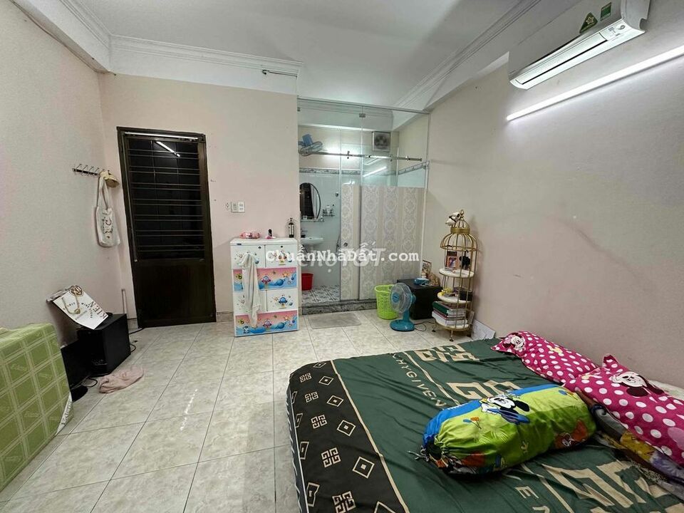 Cần cho thuê nhà Sư Vạn Hạnh, Q10, dt 4.3x14m, Trệt Lửng, giá 42tr/th