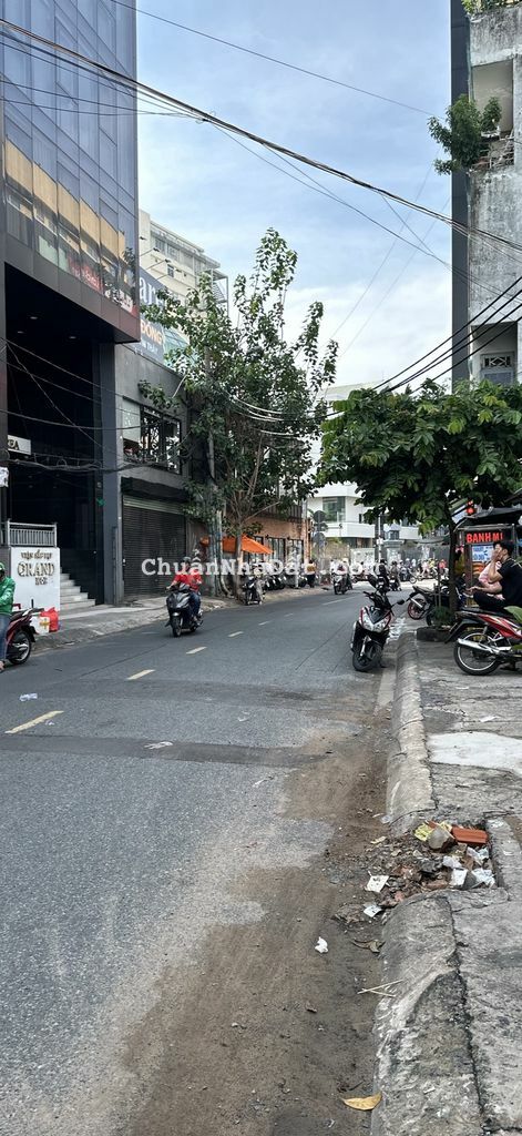 Cho thuê NC MT Ngô Quyền, Q10, 6.5M X 15M 3 LẦU. 50tr/tháng