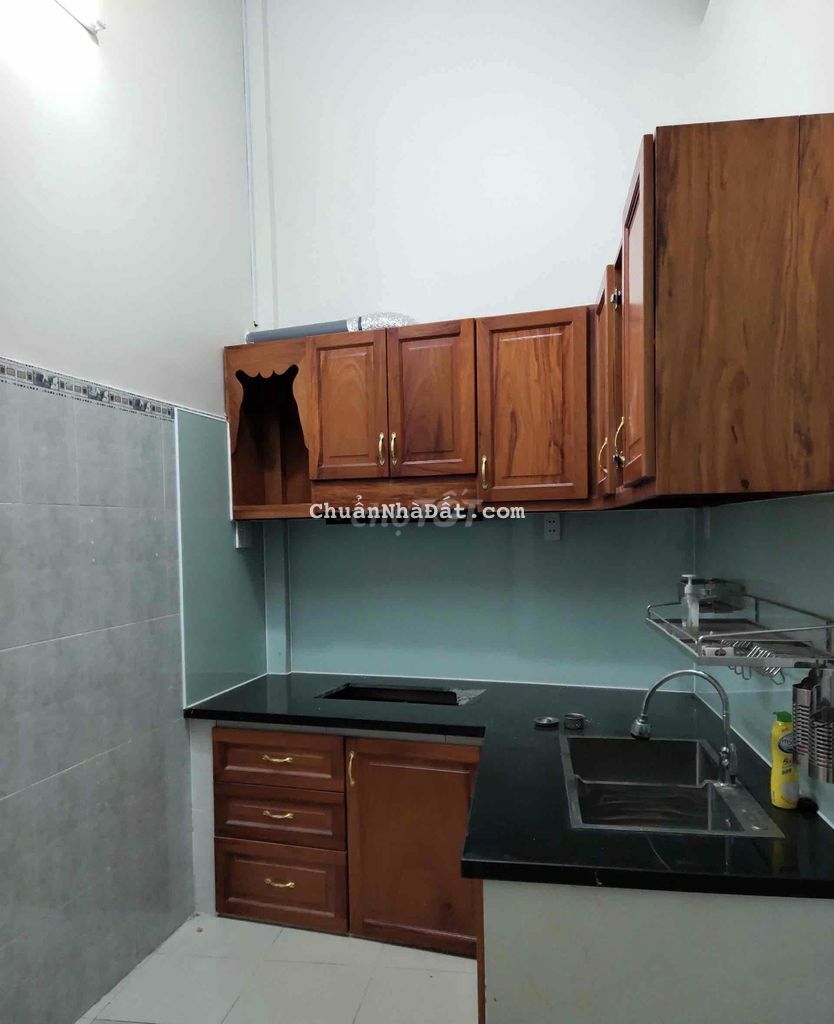 Nhà Mới Mặt Tiền Đường Nguyễn Chí Thanh 3lầu DT: 4x25m , 6PN