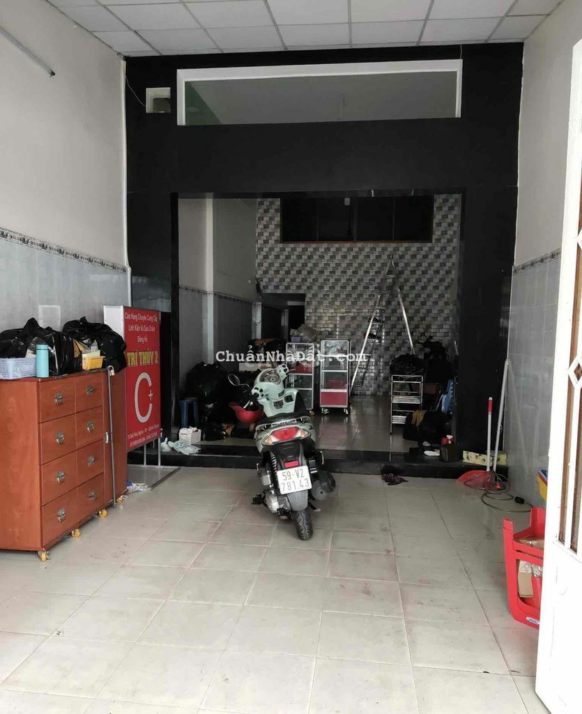 Nhà Mới Mặt Tiền Đường Nguyễn Chí Thanh 3lầu DT: 4x25m , 6PN