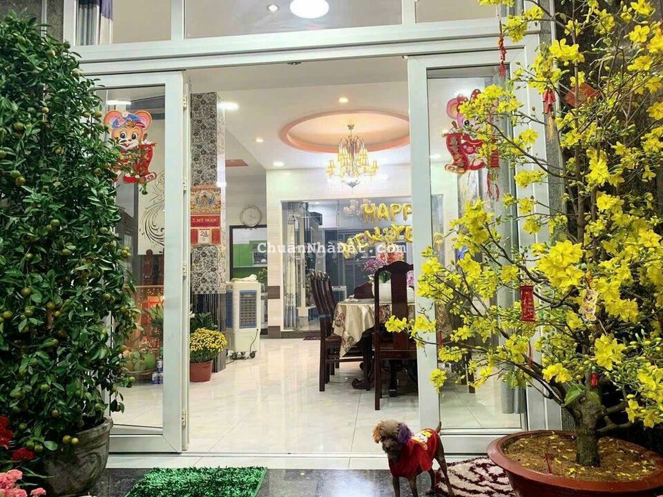 Nhà  cho làm CHDV full nt