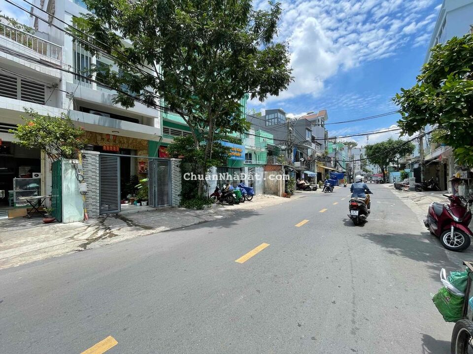 CỰC ĐẸP Cho Thuê Nguyên Căn Nguyễn Chí Thanh (150m2) 1 Tầng Giá 20tr