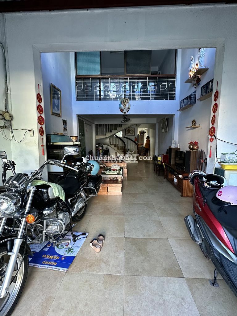 Mặt Tiền Nội Bộ Lạc Long Quân P5-3 Tầng -160m2 Giá 20tr