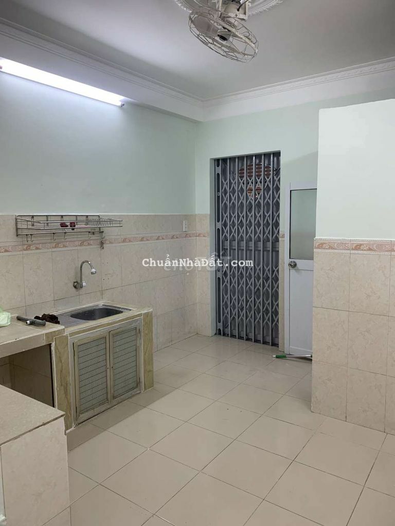 Nhà hẻm nhựa 10m 2 lầu ST 4pn3wc Nhà mới vô ở liền
