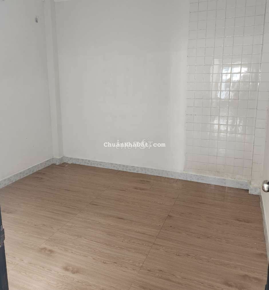 Nhà đẹp vô sử dụng liền hẻm 8m Lê Đại Hành 2 lầu ST 4pn3wc
