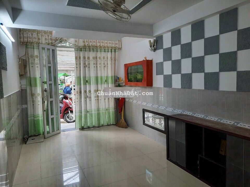 Cho thuê nhà Thái Phiên, P9, Q11. DT: 3.2x12m, 3 lầu 3PN. Giá 13 triệu