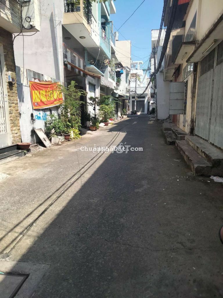 nhà hẻm xe tải đường lạc long quân, Quận 11, 2pn, giá rẻ