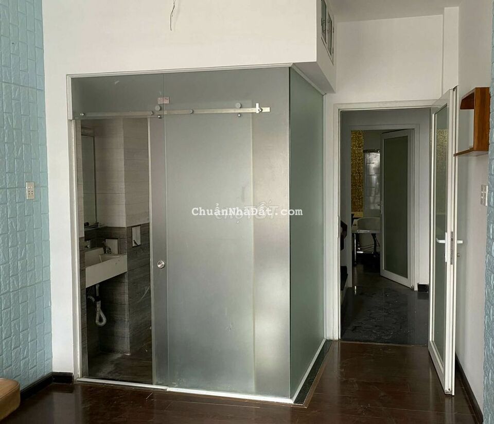 Nhà đẹp MT kinh doanh Bình Thới DT:4x14m. 4 lầu . 7PN 7WC