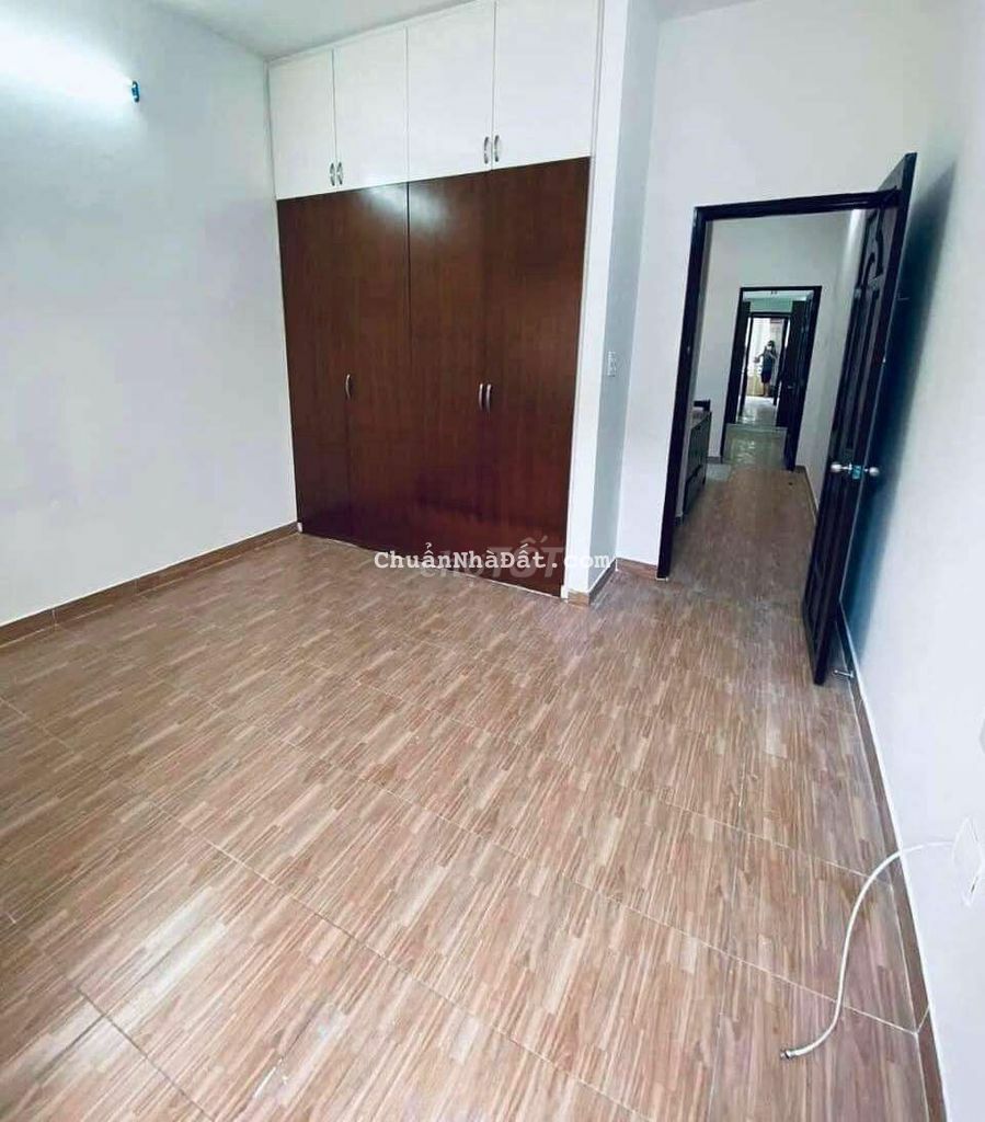 Nhà đẹp Khu VIP mặt tiền Cư Xá Bình Thới DT:4x14m