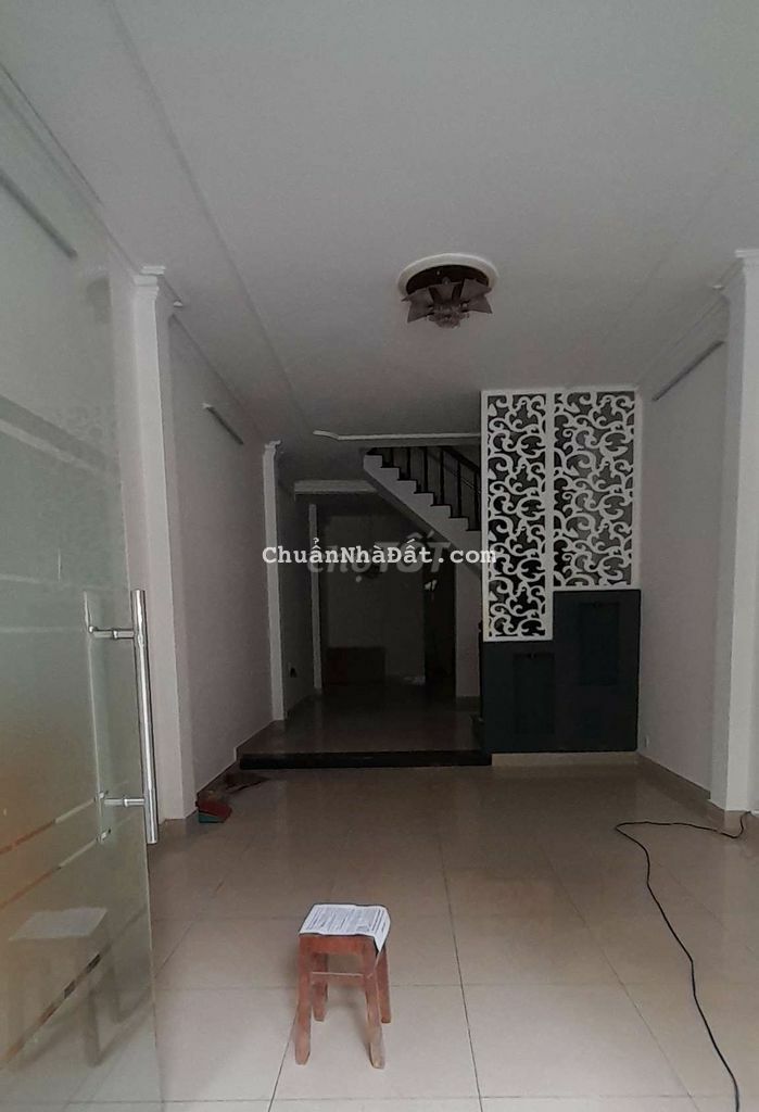 Nhà HXT tránh nhau Bình Thới DT:4x15m . 2 Lầu . 3PN 3WC