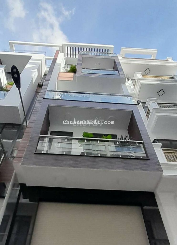 Nhà HXT tránh nhau Lê Đại Hành DT:3,7x16m . 2 Lầu 4PN 3WC