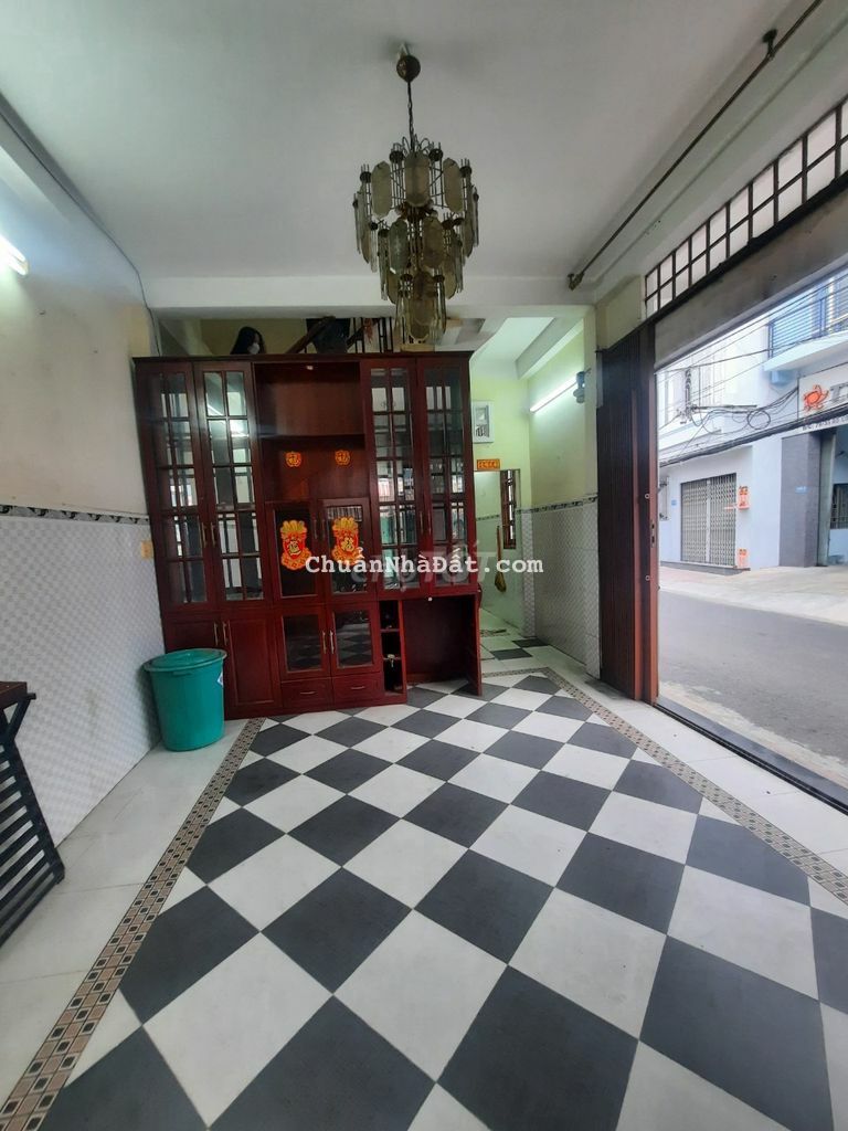 Nhà góc 2 mặt hẻm Âu Cơ 4x15, 3 lầu 5pn 18tr thông 100 Bình Thới