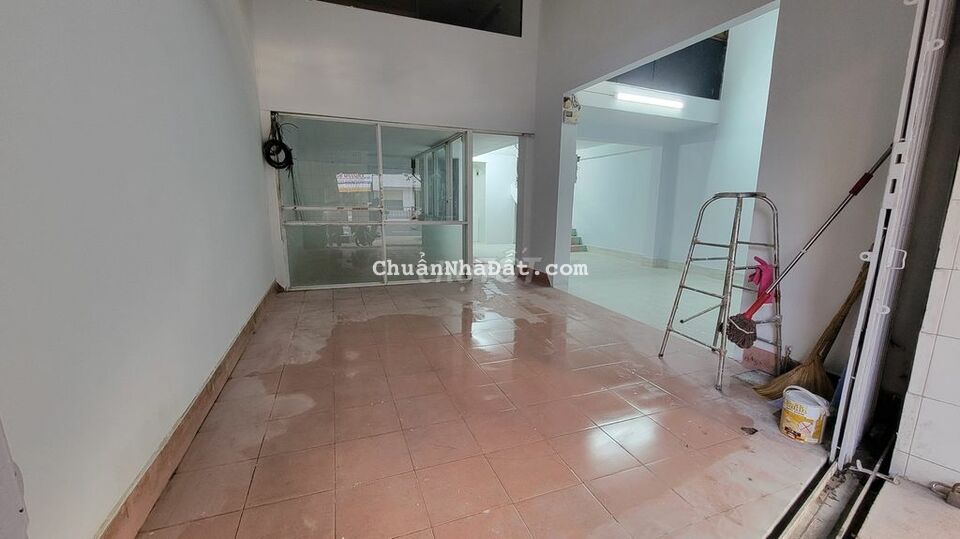 Nhà MT 3/2 Tạ Uyên Q10 7,5x12m 3L 35 triệu