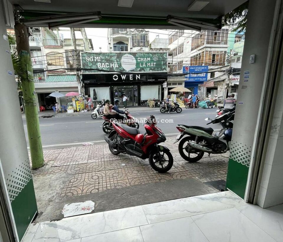 Cho thuê mặt bằng mặt tiền đường Âu Cơ - Lê Đại Hành, dt: 4x20m