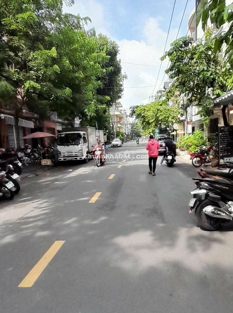 Mặt tiền Cư Xá Bình Thới DT:4x20m . 3 Lầu . 5PN 5WC . 25 Triệu