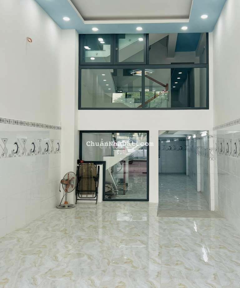 Nhà đẹp mặt tiền Cư Xá Lữ Gia DT:4x20m 3 lầu. 5PN 5WC