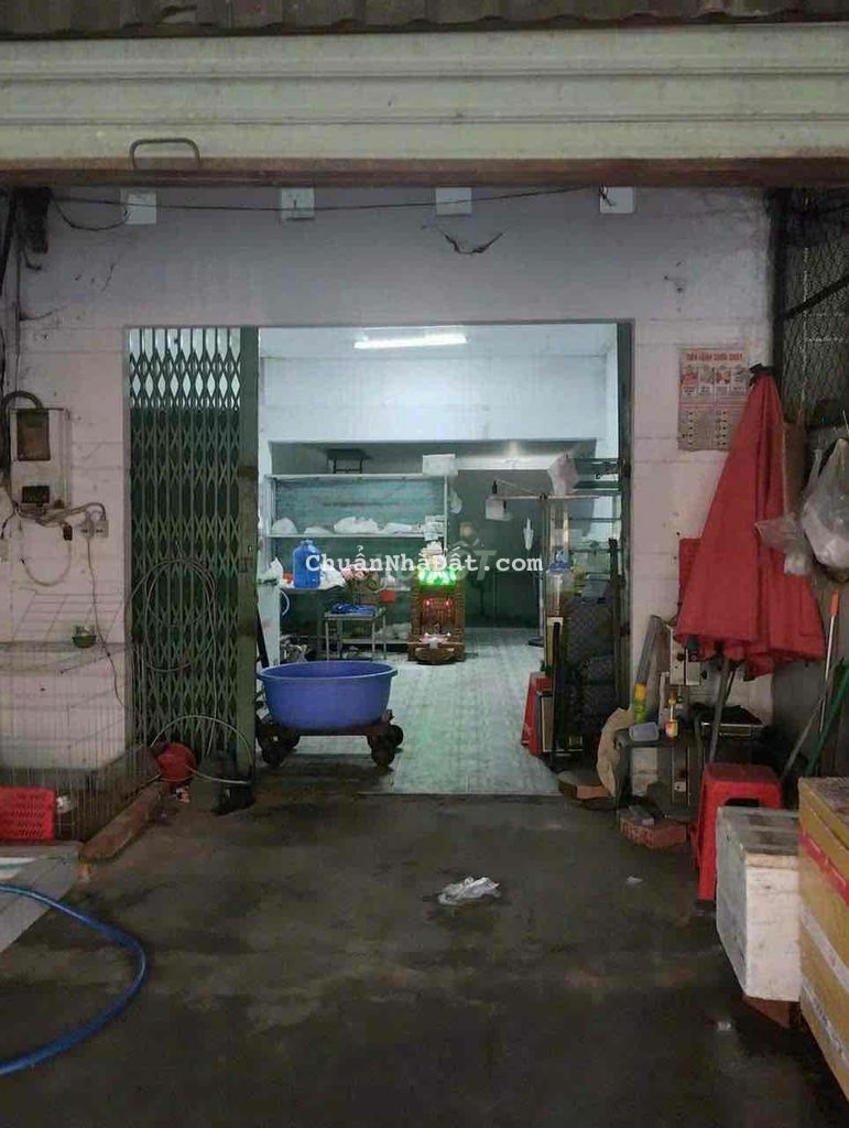 Nhà Mặt Tiền Chợ-Trệt Lửng-100m2-2pn-Buôn Bán Sầm Uất