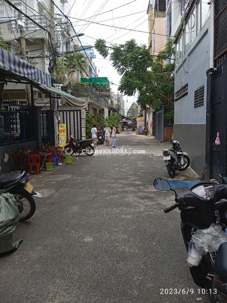 Cho thuê nhà Nguyên ngay Chợ Lạc QuangDT4X25m,gác lửng 4X15m hẻm thông Cho thuê nhà Nguyên ngay Chợ Lạc QuangDT4X25m,gác lửng 4X15m hẻm thông