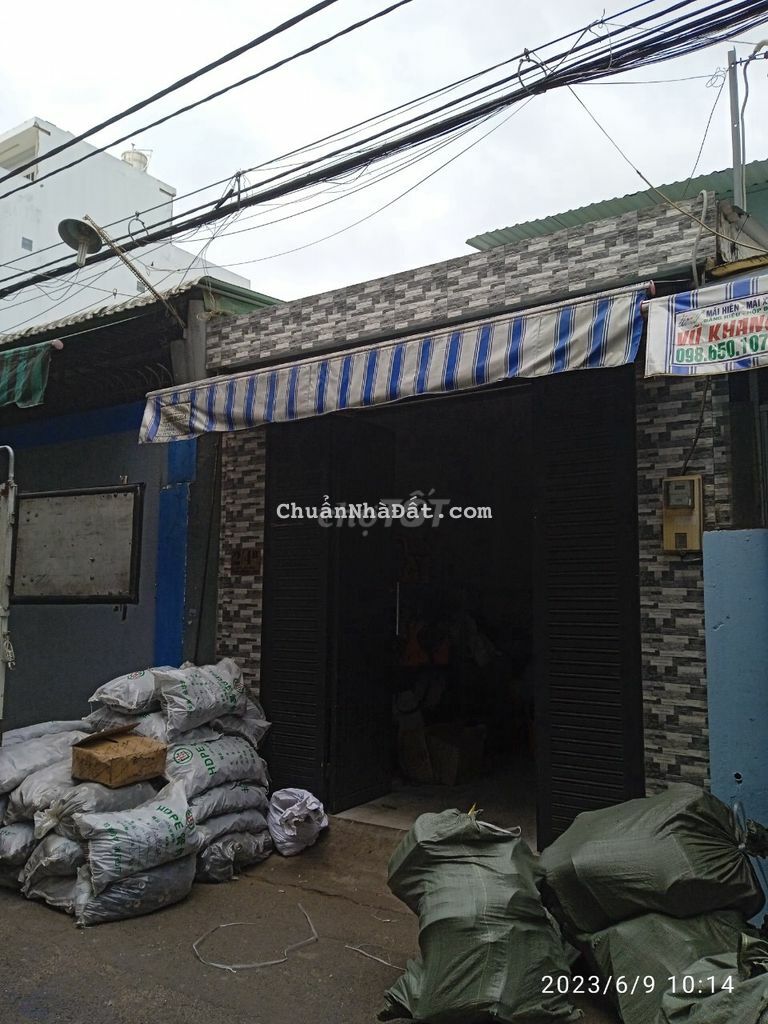 Cho thuê nhà Nguyên ngay Chợ Lạc QuangDT4X25m,gác lửng 4X15m hẻm thông Cho thuê nhà Nguyên ngay Chợ Lạc QuangDT4X25m,gác lửng 4X15m hẻm thông