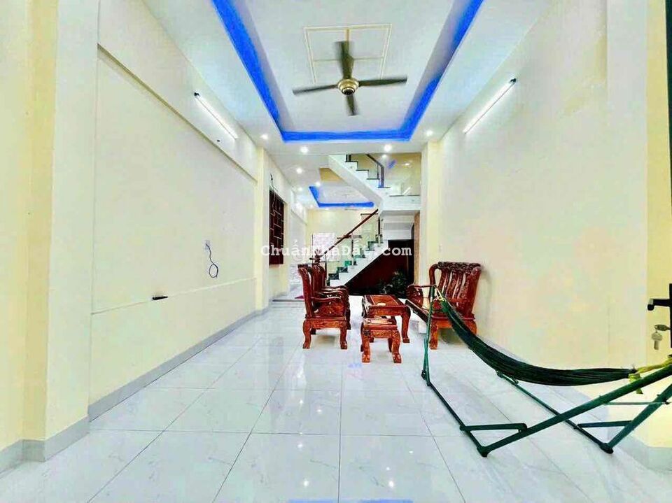 Cho thuê nhà thạnh lộc 37, sân xe hơi 7 chỗ quận 12