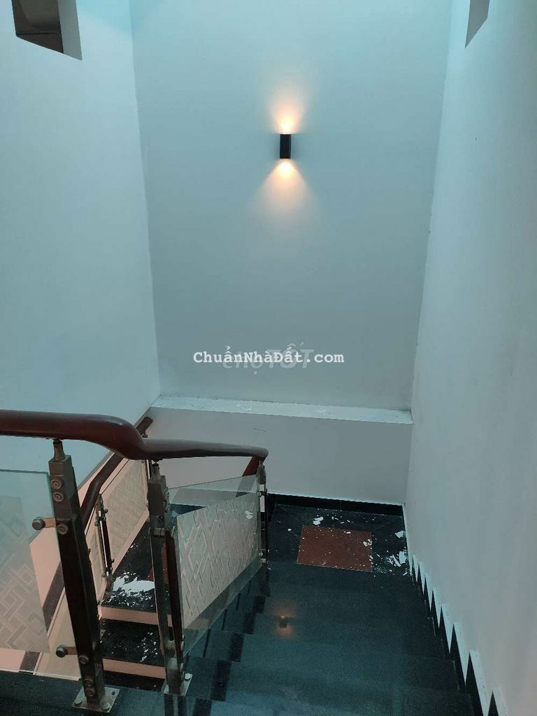 🎇Cho thuê nhà 1trệt 2lầu 3pn 4wc 1bếp 5x20 Đẹp 🎇Cho thuê nhà 1trệt 2lầu 3pn 4wc 1bếp 5x20 Đẹp