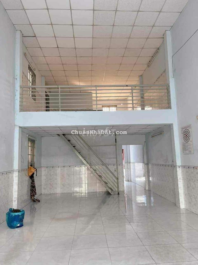 nhà 100m2 /1 pn gác lửng 2 vs dg xe tải