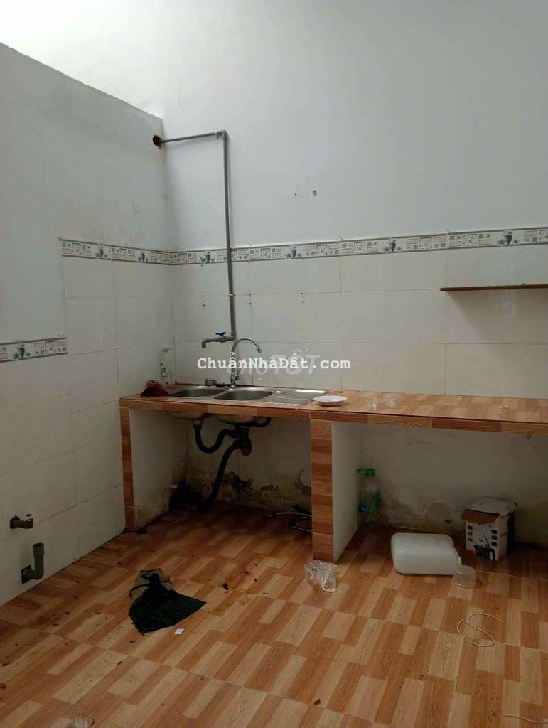 Cho thuê nhà nguyên căn TCH q12 100m giá 6tr 2 phòng sân rộng ngay chợ Cho thuê nhà nguyên căn TCH q12 100m giá 6tr 2 phòng sân rộng ngay chợ