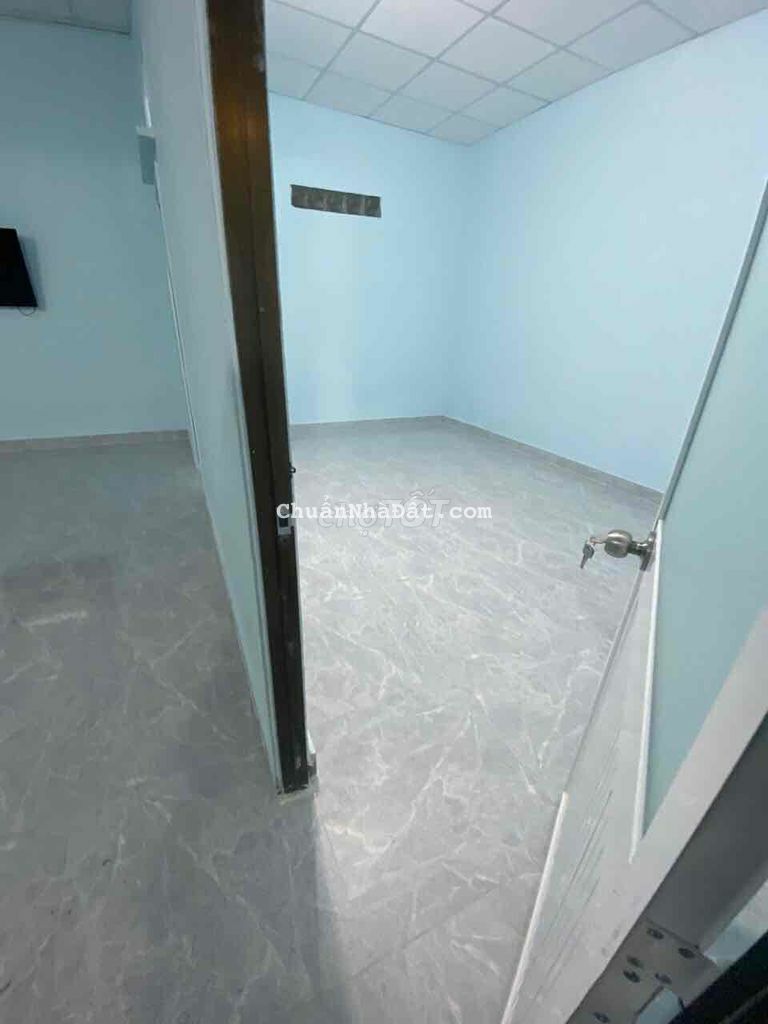 Nhà Mới Gần Chợ-100m2-2pn-Đường Xe Tải Thông