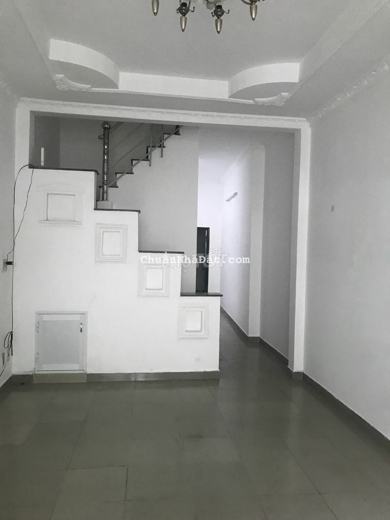 Cho thuê nhà 7 triệu có 3PN 2WC ở gần Trường Nguyễn Thị Minh Khai